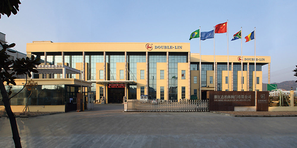 LL9060  Распределительный коллектор DOUBLE-LIN 16 бар 2-ходовой 16 бар HPB 57-3 латунные коллекторы Регулируемый LL9060